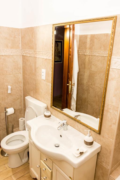 Chic Apartment Braşov Eksteriør bilde