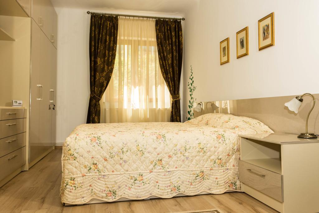 Chic Apartment Braşov Eksteriør bilde